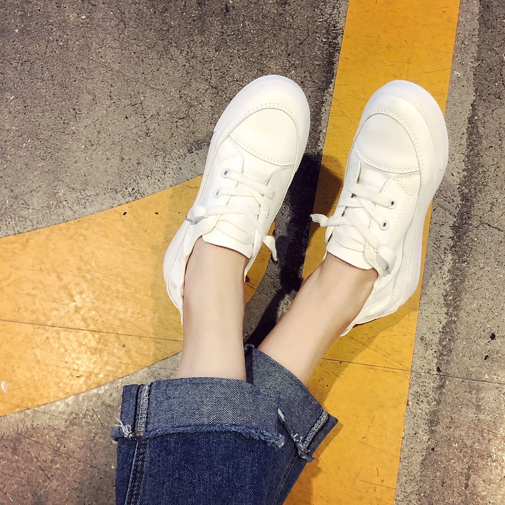 

White Shoes Women Sneakers Casual Women Flats Sneakers Female Footwear Student Board Shoes Dropshipping