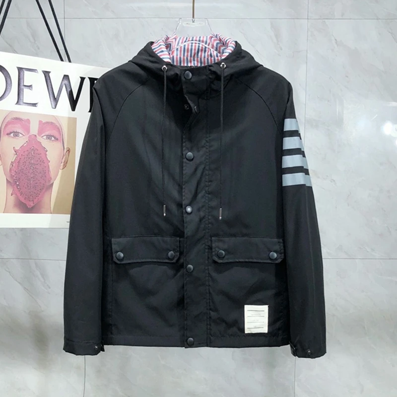 

2021FW New Men Brand Jacket Fashion Windbreaker Jackets Sports Casual Coat Business Solid Simple Top Men Striped Jackets