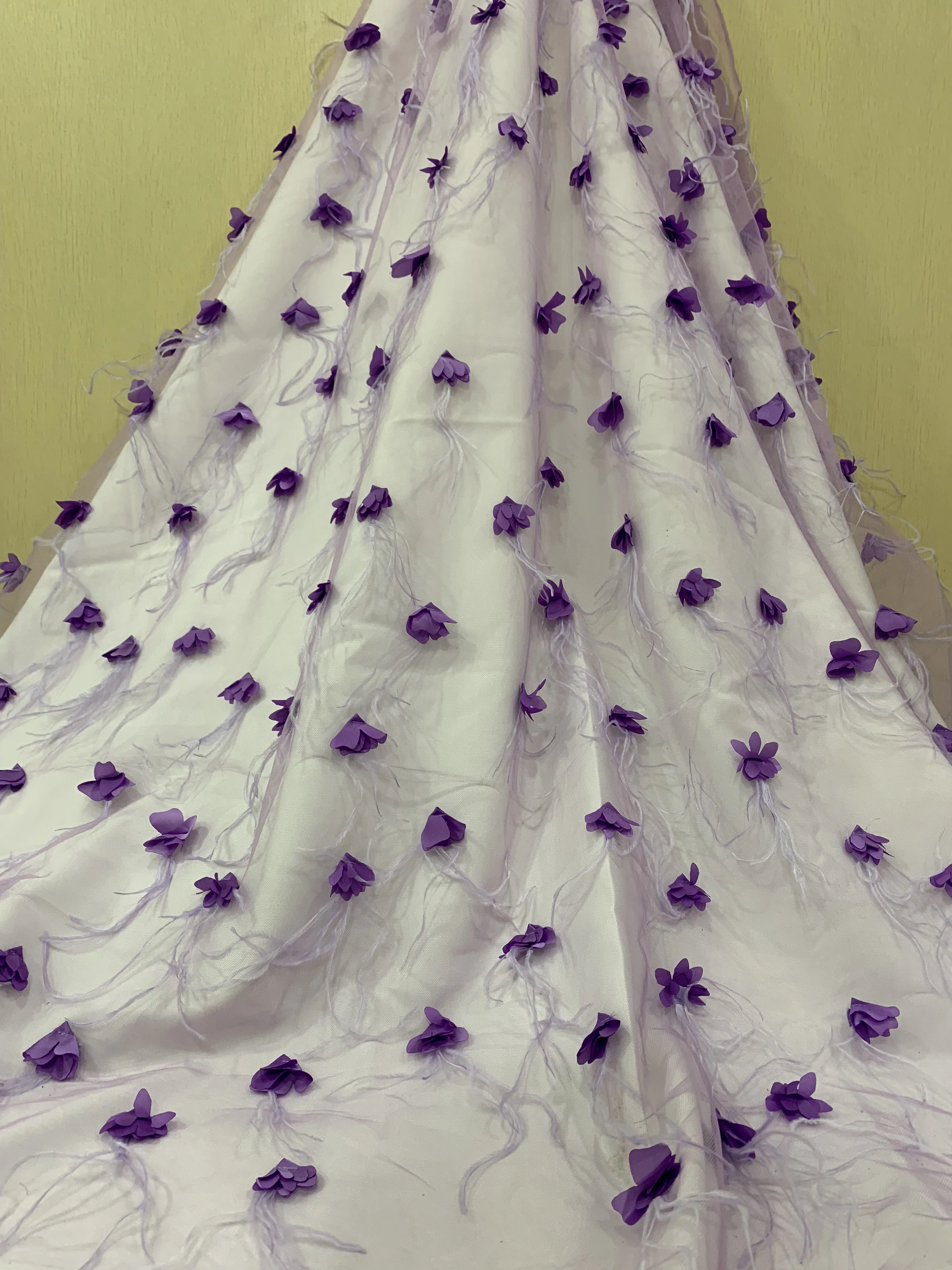 Роскошные 3D Цветочные нигерийские кружевные ткани 2019 черные фиолетовые Перья