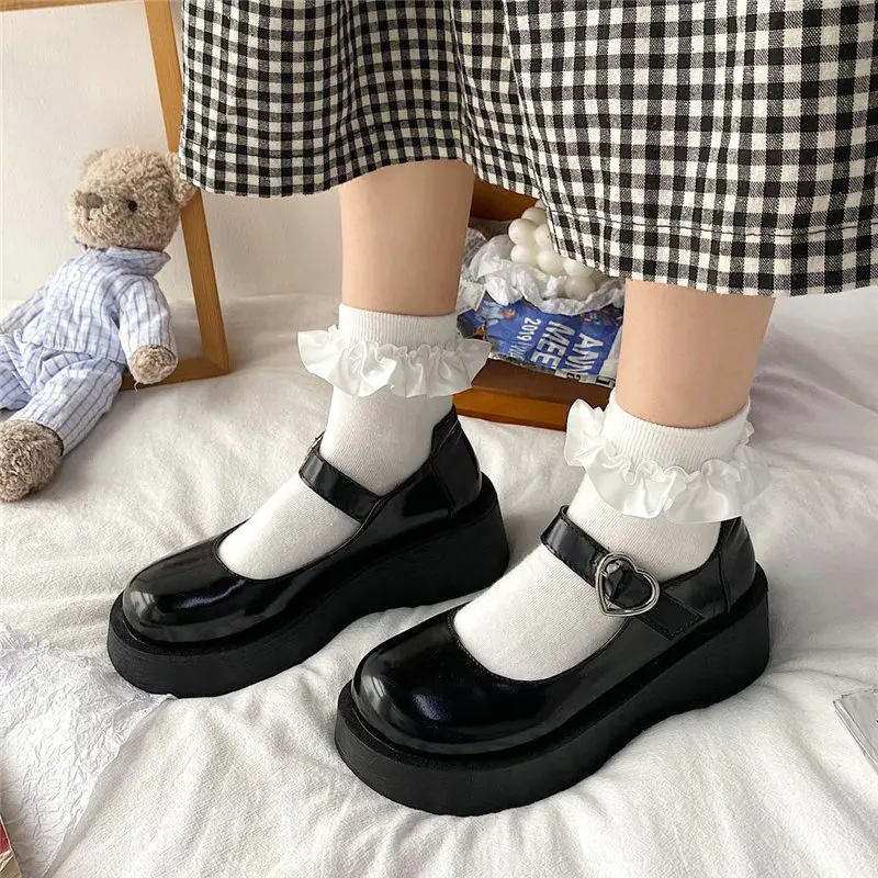 

students Lolita Shoes Patent Leather Mary Janes Shoes 2022 New Women Platform Shoes Buckle Girls Thick Sole Ladies Shoes