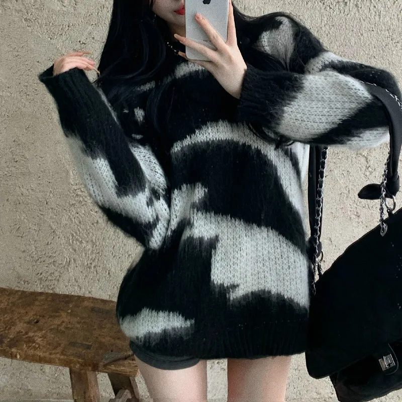 

Woman Autumn Sweaters Casual Thick O-neck Chic Tie-DyeKnitted Pullovers Female Winter Fashion Long Sleeve Loose Black Streetwear