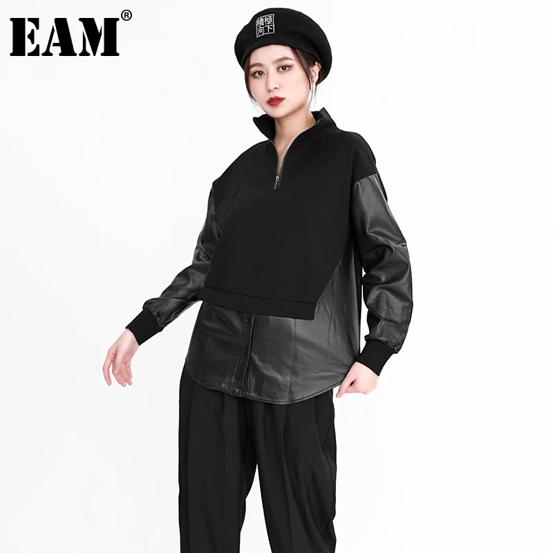 

[EAM] Women Zipper Big Size Black Pu Leather Spliced T-shirt New Stand Collar Long Sleeve Fashion Spring Autumn 2021 1DD023301
