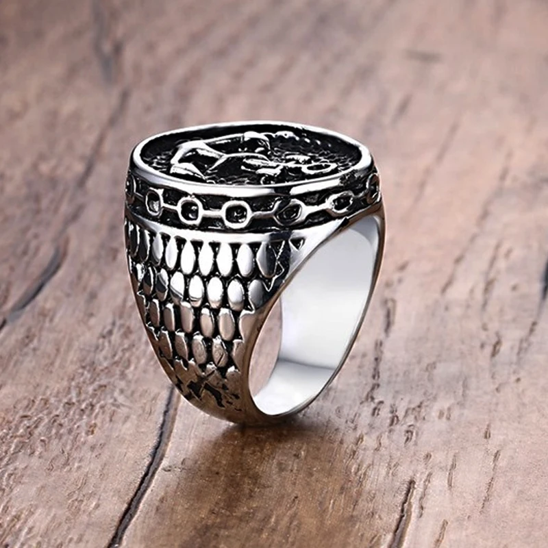 Мужское и женское кольцо с инкрустацией классическое байкерское из нержавеющей