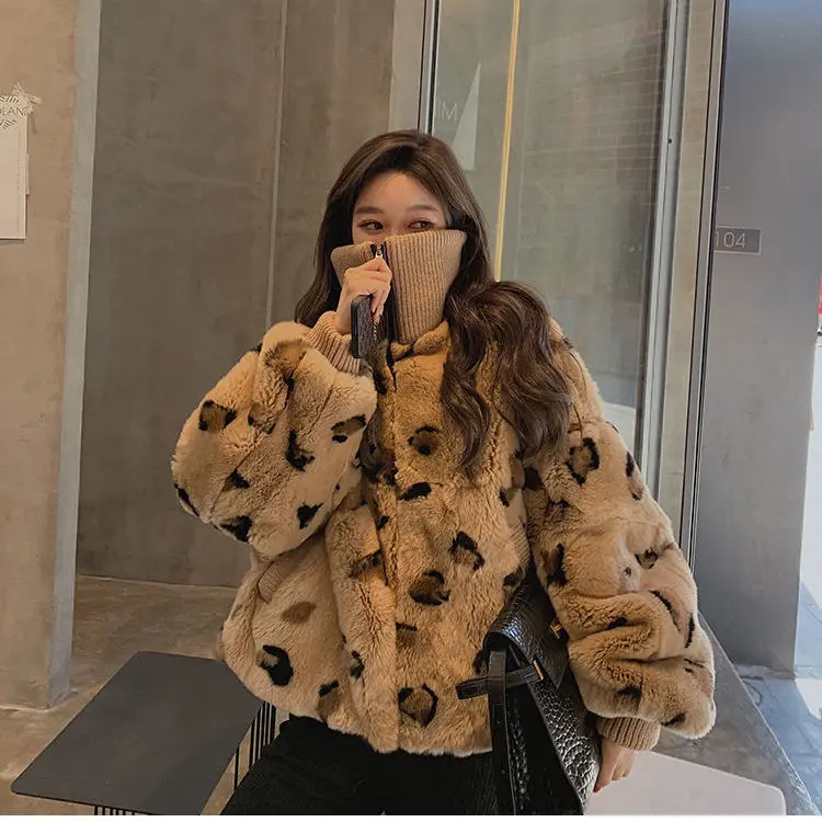 

High Quality Furry Cropped Faux Fur Coats and Jackets Women Fluffy Top Coat with Hooded Winter Fur Jacket manteau femme