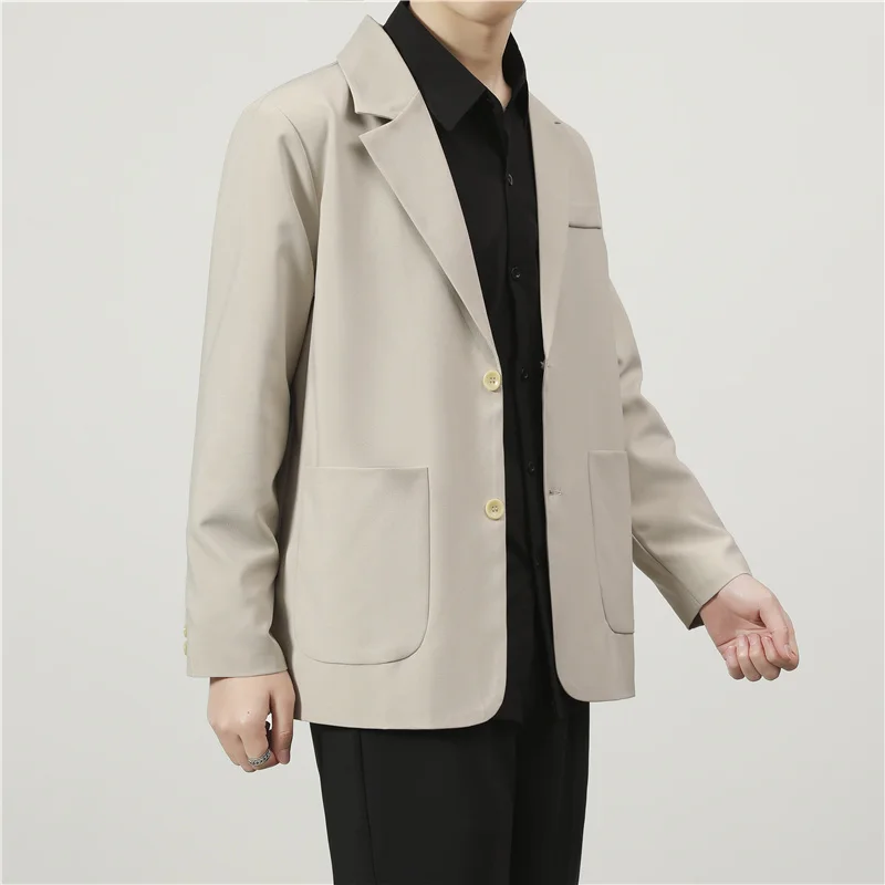 Маленький мужской костюм с оборками красивый весенний черный для отдыха куртка