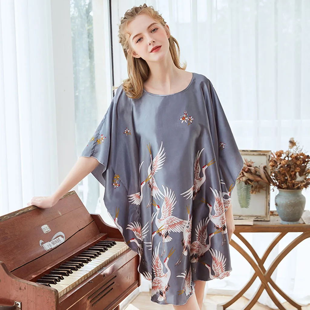 Красная Женская Сексуальная атласная ночная рубашка плюс размер свободный