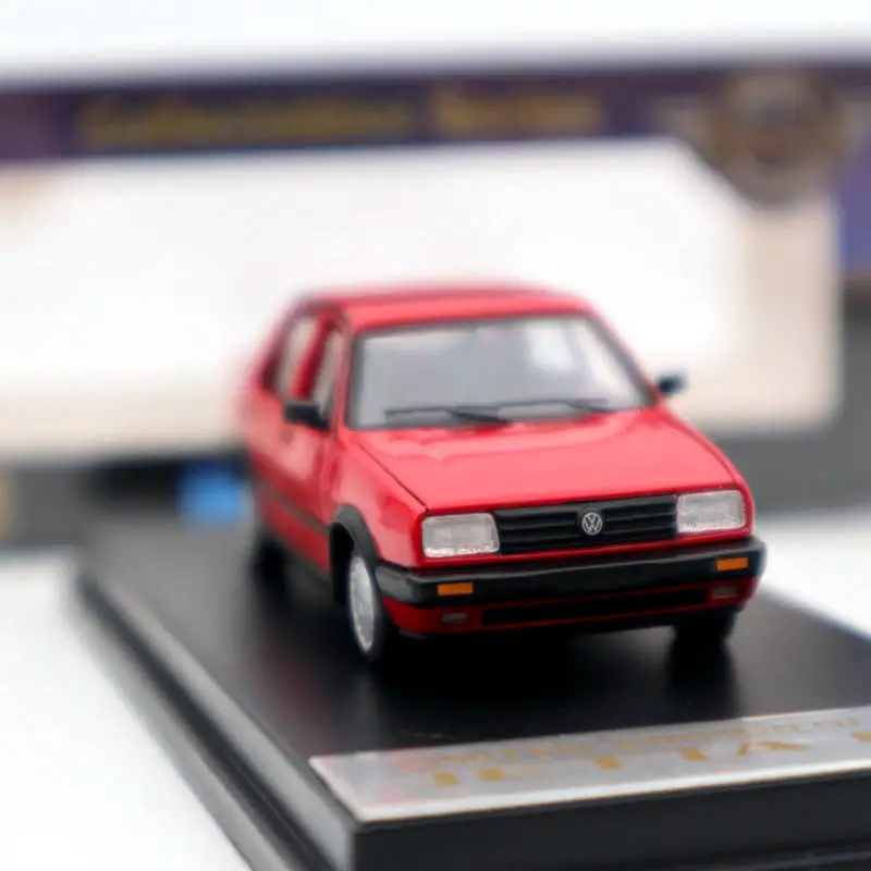 1:64 Automint Jetta GT литой металл ограниченная серия красные игрушечные машинки| |