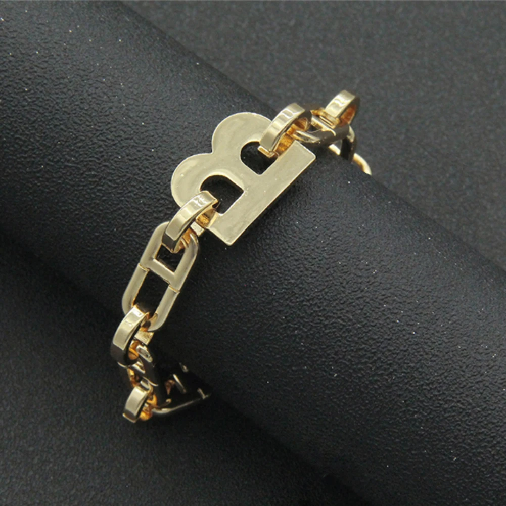 Новинка 2021 популярный дизайн золотистые металлические браслеты с буквами B для