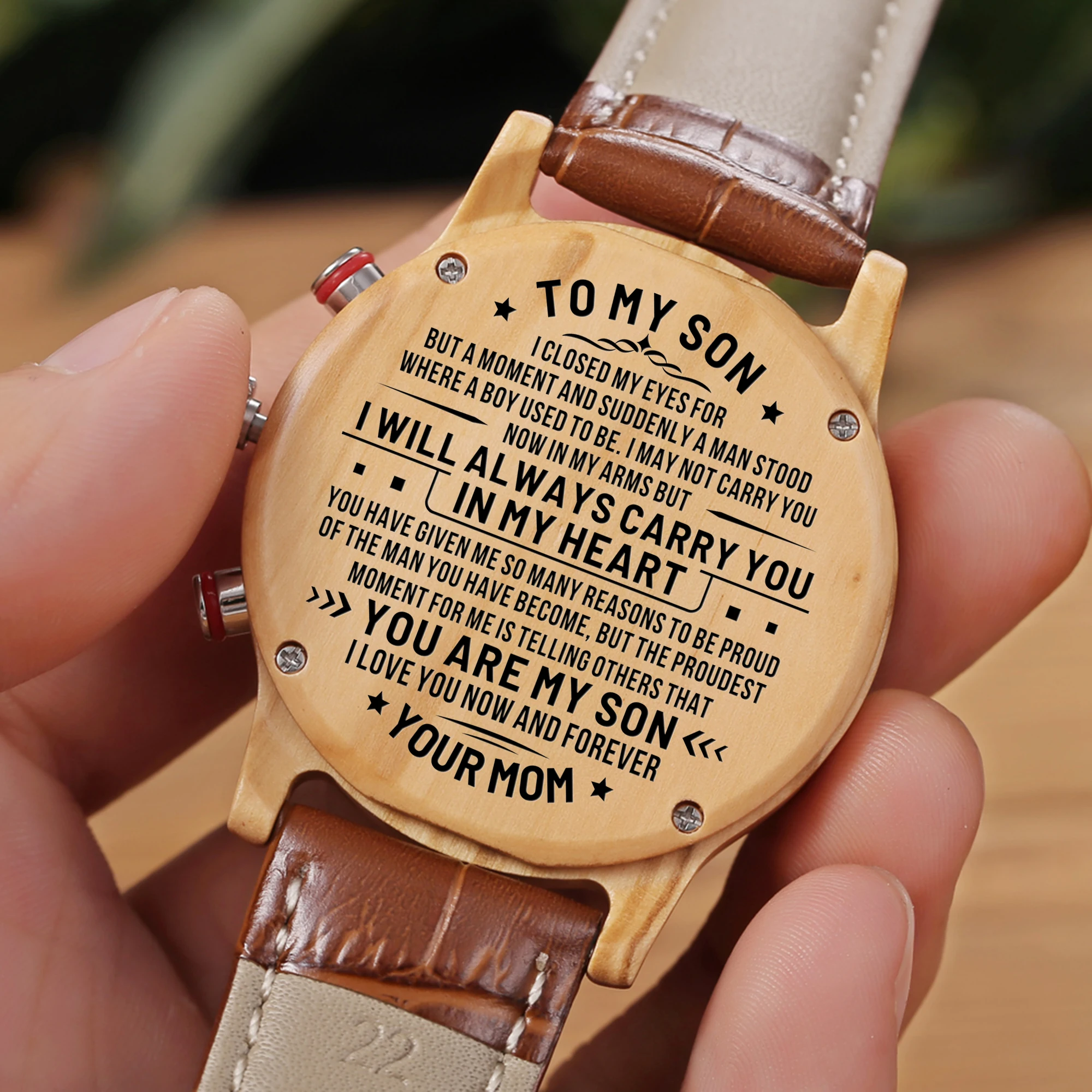 

To My Son Your Mom Stainless Steel Engraved Watches Calendar 24-hours Seconds Analog Men Watches Fashion Luxury Gift