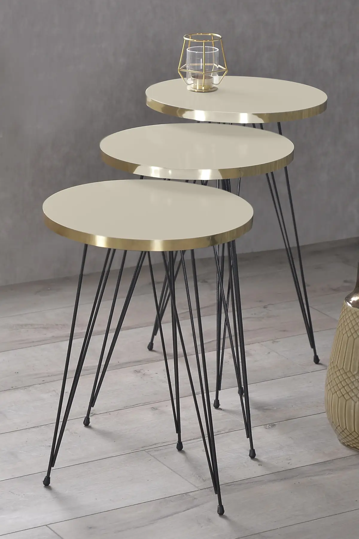 

Zigon Coffee Table Black Wire Foot Gold Cream
