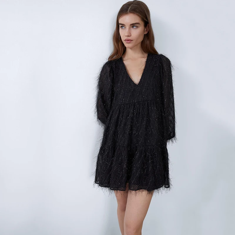 Женское короткое платье с кисточками ZA свободное однотонное мини v образным