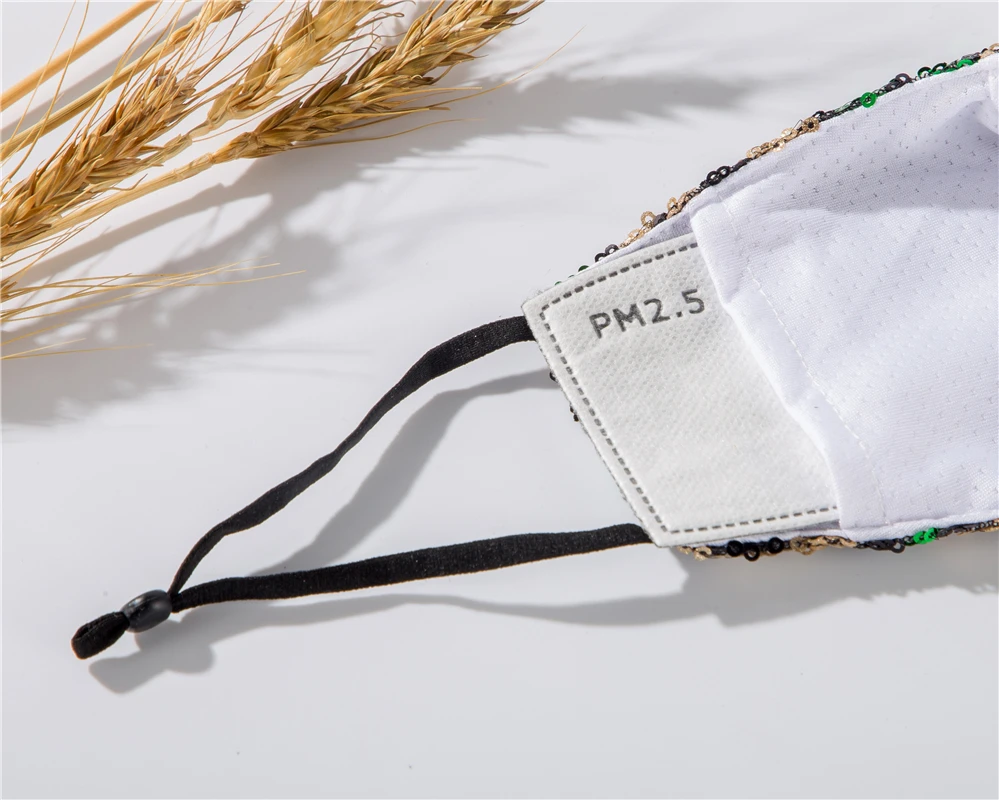 Женская обувь украшенная сияющими блестками с леопардовым принтом маски со ртом