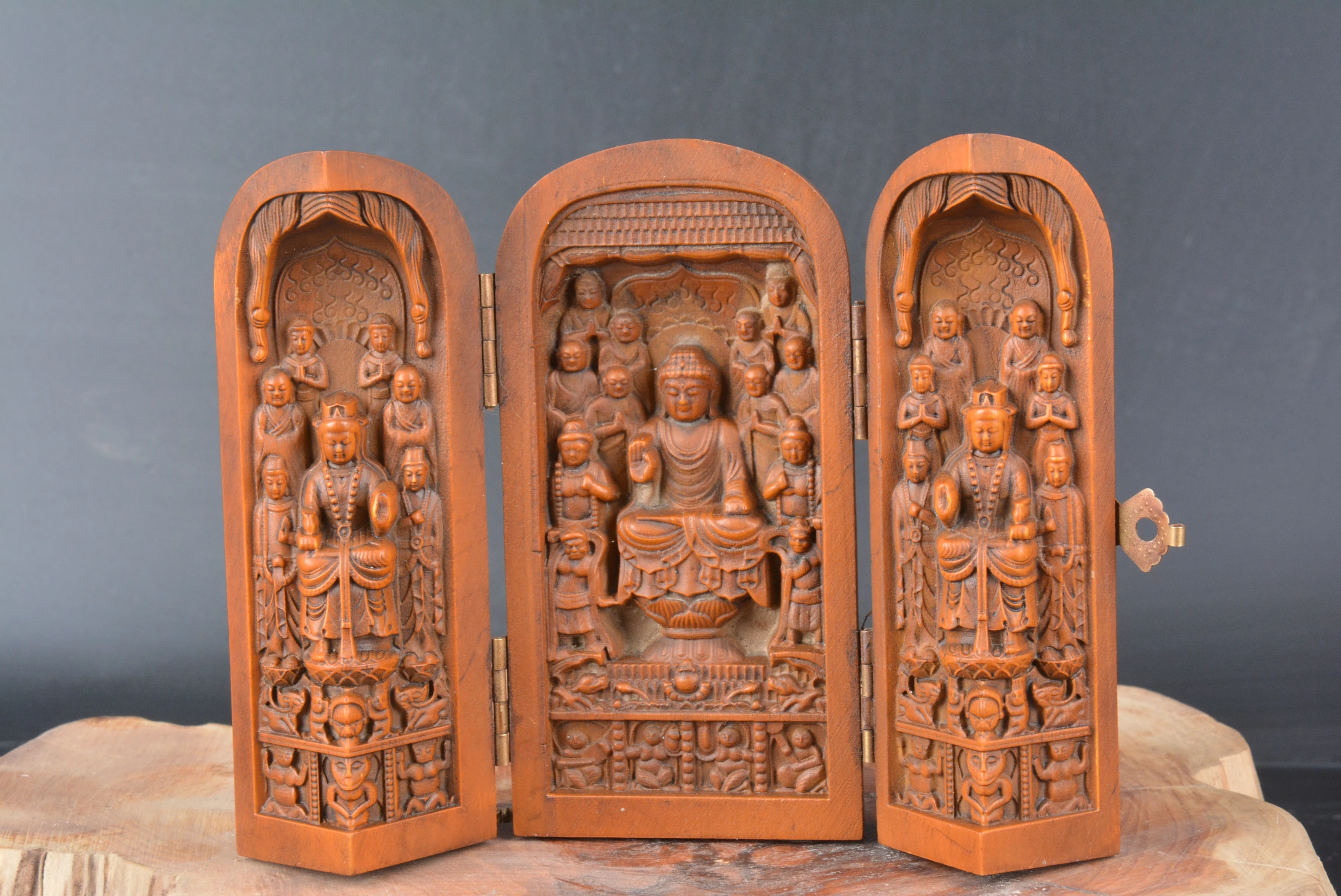 Статуя Будды из самшита edmoogrel