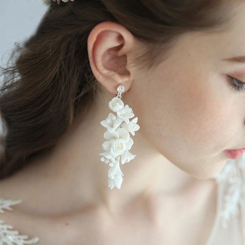 Очаровательные свадебные волосы расческой аксессуары платье с цветочным узором