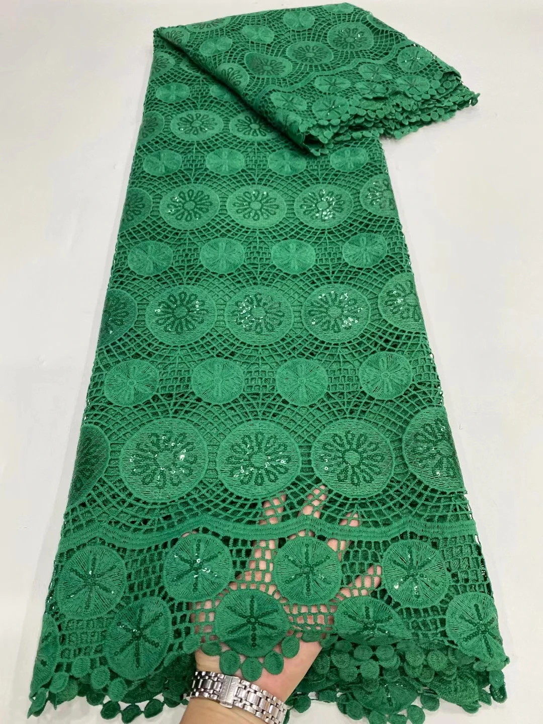 

Зеленый цвет вышитый гипюр шнур кружева с блестками красивый африканский водорастворимый кружево для вечерние ринки/свадебное платье XDPG54