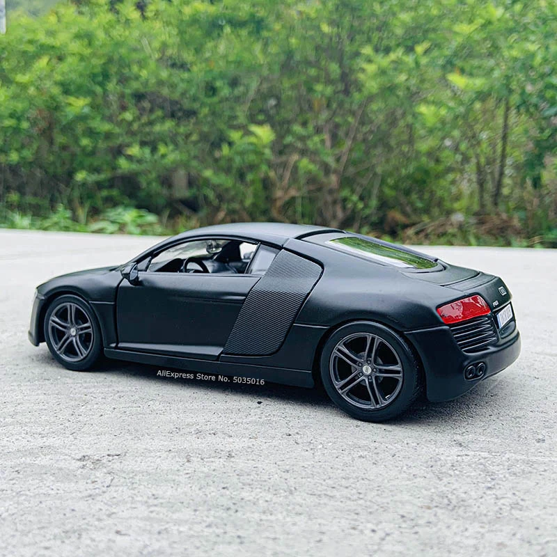 Спортивный автомобиль Maisto 1:24 Audi R8 авторизованный производитель модель