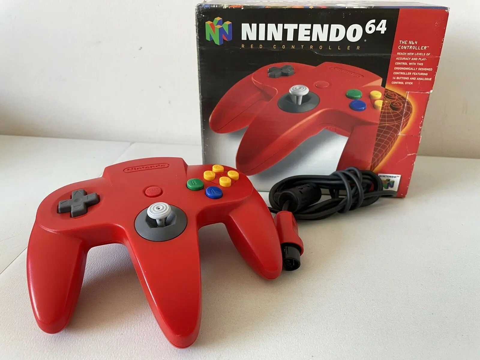 

Игровой контроллер N64 Nintendo 64 в красной коробке