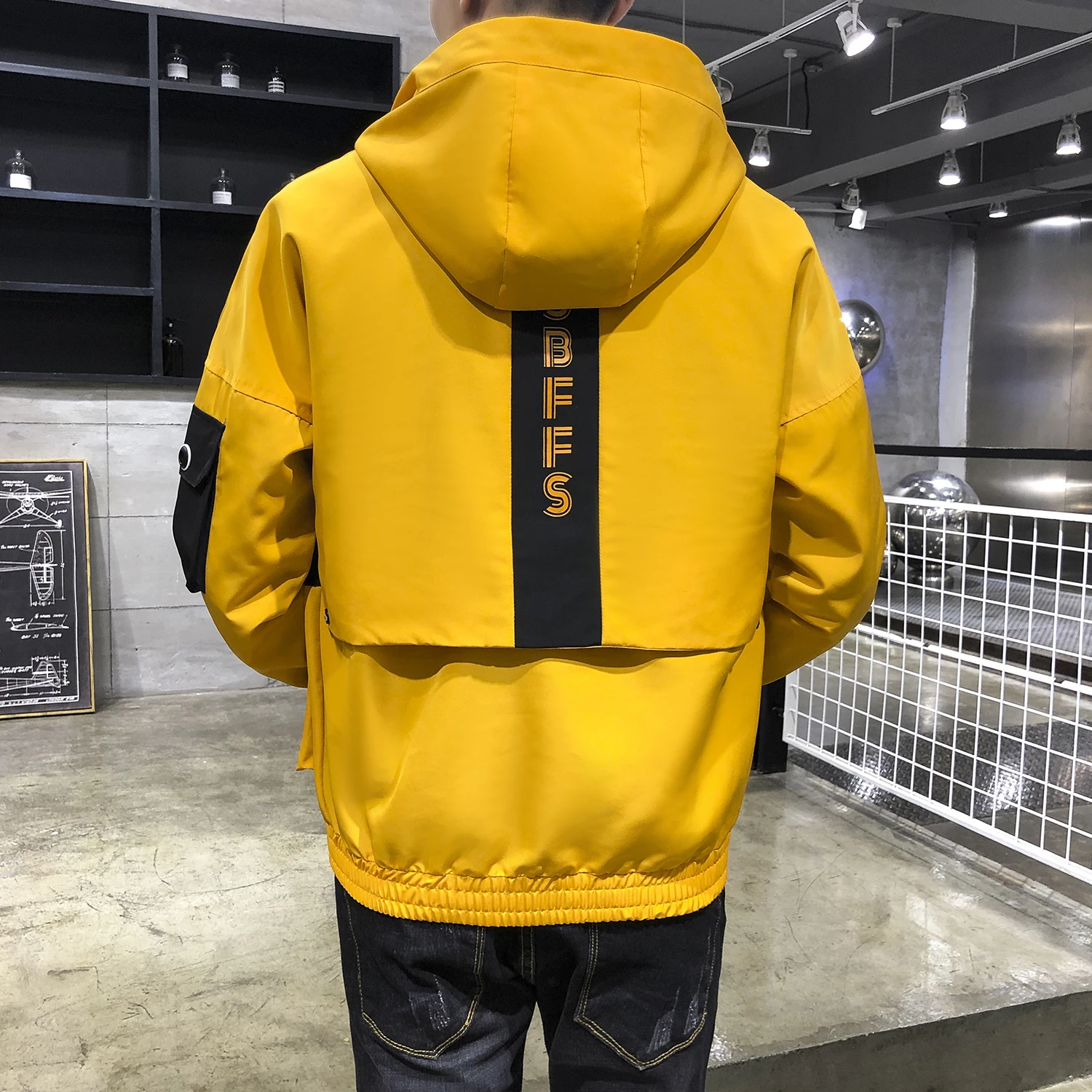 

Spring Autumn New Baseball Male Thin Pilot Hooded Jacket Jacket Men Casual Solid Zipper Bomber Jackets Streetwear Overcoat