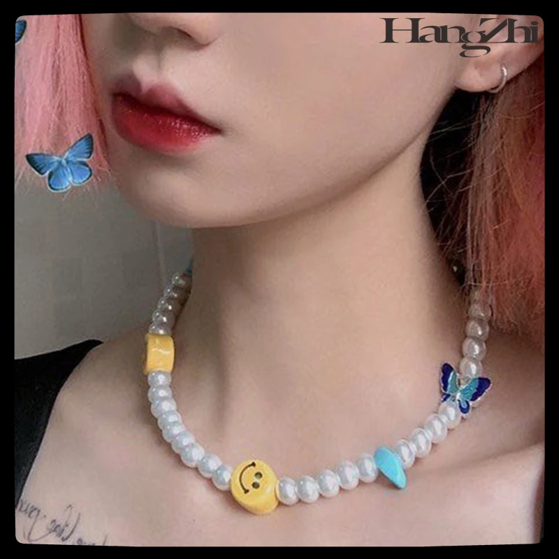 

HANGZHI 2020 New Hip Hop Punk Personality Pendant Christmas Blue Smiley Butterfly Pearl Necklace For Men Women Girls Jewelry