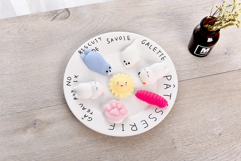 

20pcs/Lot Funny Squeeze Toys Pressure Reduce Kawaii Mini White Animal Cat Slow Rising Kids Fidget Hand Squishy Antistress Gift