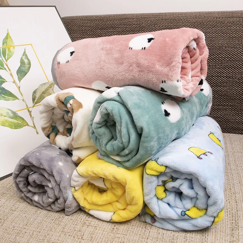 

Coral Fleece Pet Blanket Winter Warm Dog Mat Soft Texture Cartoon Blanket Cute Cat and Dog Sleeping Mat Manta Dog Supplies