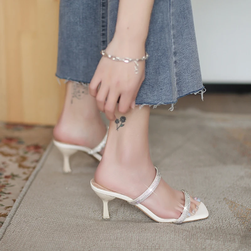 

Shoes Glitter Slides Slippers Women Summer Square Toe Heeled Mules Pantofle Jelly High 2021 Thin Soft Scandals Rubber Pumps PU