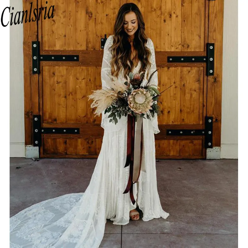 Стиль кантри Бохо кружевные свадебные платья с длинным Расклешенным рукавом v