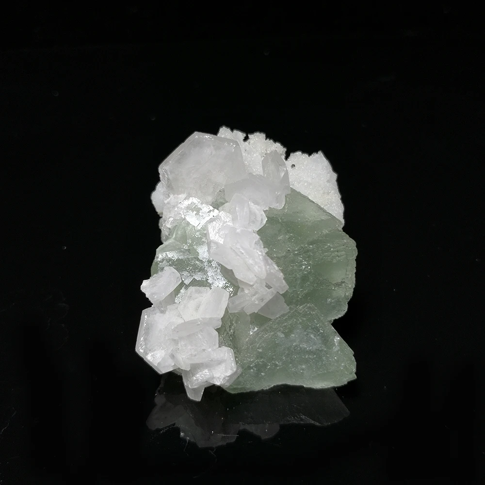 

36g Natural Stone Green Fluorite and Calcite Mineral Crystal Specimen from Hunan Province,China A3-3