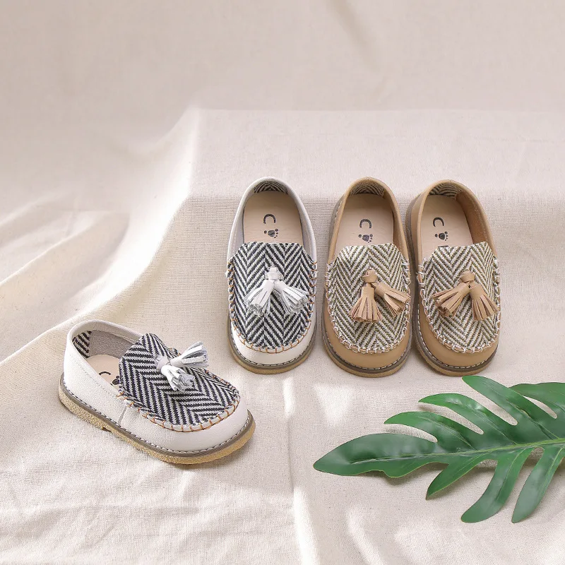Мокасины Детские с бахромой Кожаные Туфли лоферы плоская подошва модная