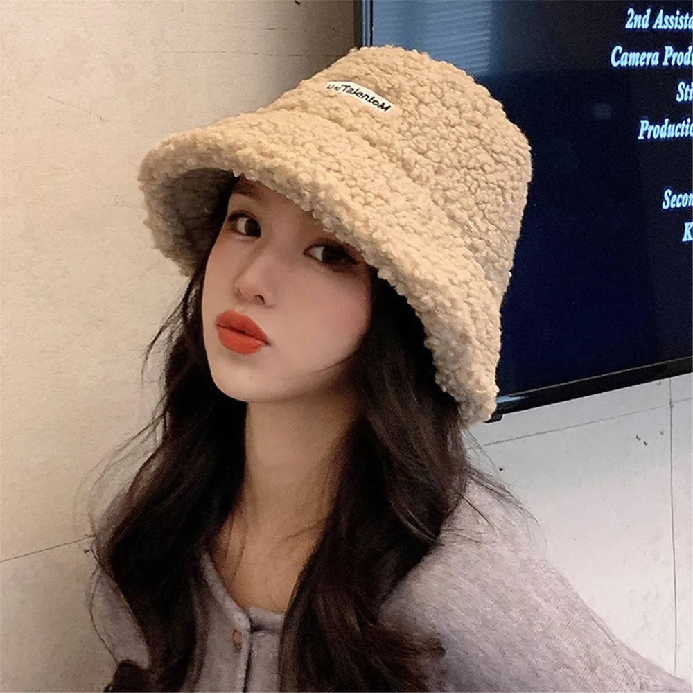 2021 Korean Hat Fisherman Hat Female Autumn and Winter Fashion Tide Imitation Lamb Plush Wild Warm Pot Hat Plus Velvet Net Red