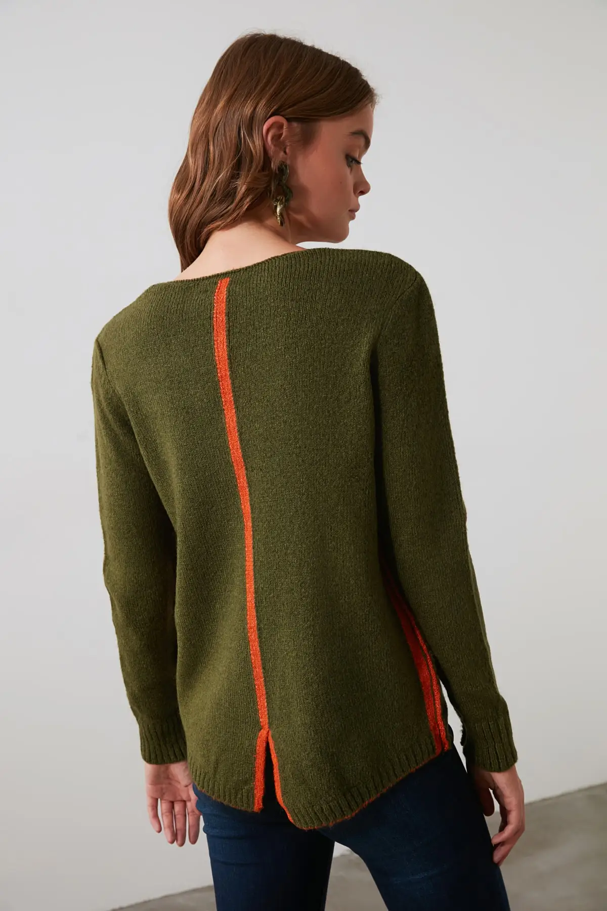 

Trendyol Contrast Ribbon Detail Knitwear Sweater TWOAW21KZ1733