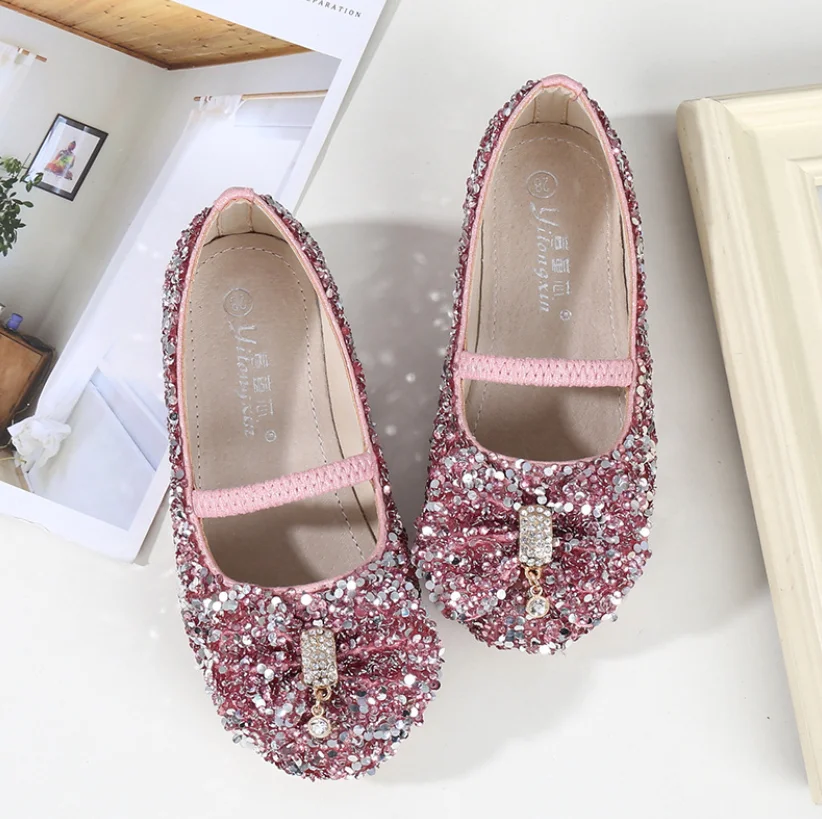 Детская кожаная обувь принцессы для девочек Повседневная блестящая с цветочным