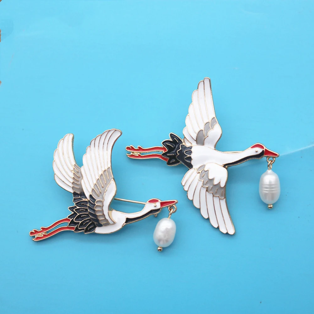 

Elegant National Style Natural Pearl Enamel Crane Antique Brooch For Women Men Corsage Hanfu Antique Accessories Female