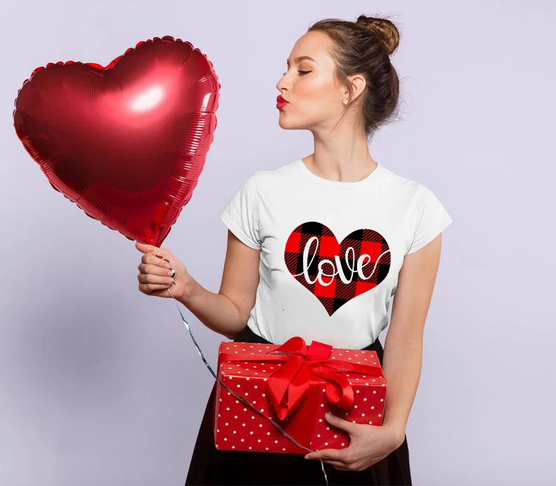 

Womens Valentine Tshirts Love Heart Graphic T Shirts Women Fashion Harajuku Short Sleeve T-shirt White Tshirt Valentine Day Gift