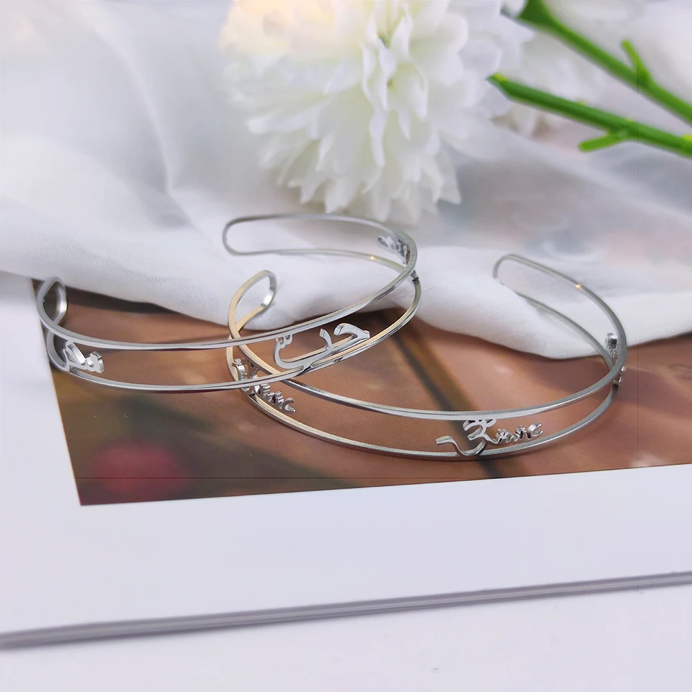 Персонализированный браслет с именем регулируемый из нержавеющей стали в стиле