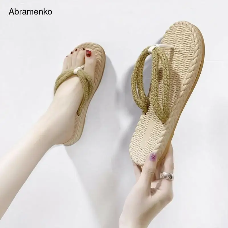 

Women Summer Outdoor Slippers Flip Flops Female Casual Soft Bottom Hemp Pinched Slides Comfortable Beach Shoes Plus Size 35-40