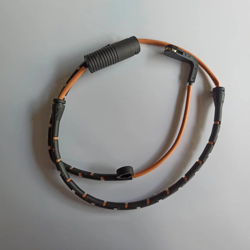 

Brake pad wear sensor OEM 34351163065/34352229018 For BMW 5-series sedan E39 1995-2003 Front sides 830mm