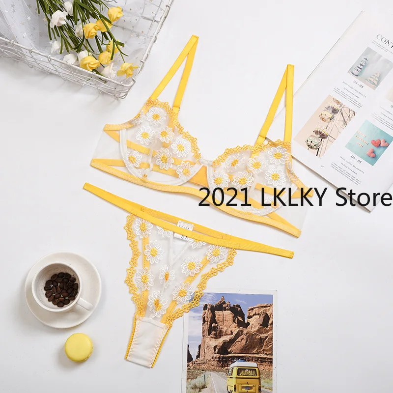 New high-end 2021 hot selling Daisy embroidery mesh transparent mesh bra hollowed out gathering sexy underwear set