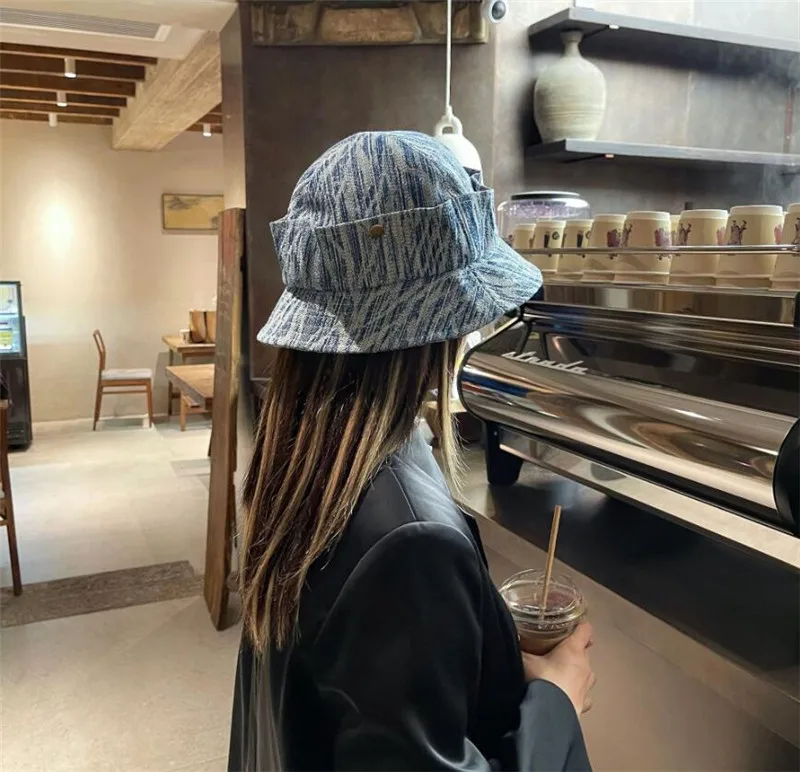

202107-xx new spring Retro Old style Denim fold Rivet buckle street lady sun cap men women leisure hat