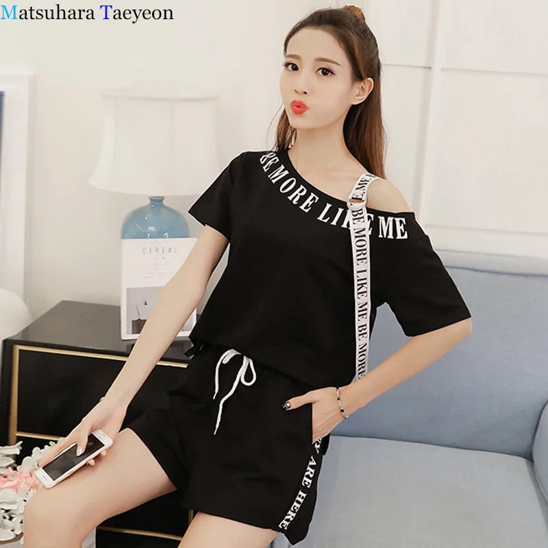 

2020 New Summer Tracksuit Women Clothing 2 Piece Set T-shirt + Pants Sweatshirts Casual Two Piece Set Women's Clothes