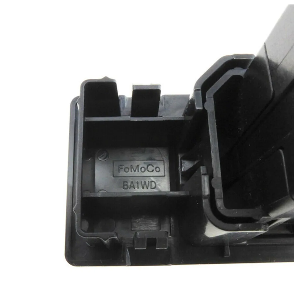 Пластиковые автомобильные аудио легко установить Универсальный Fit Прочный USB