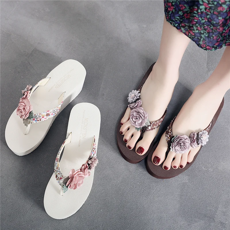 

House Slippers Platform Flower Beach Shoes On A Wedge Women Heels Slides Fashion Rubber Flip Flops Sabot High Luxury Flat Soft