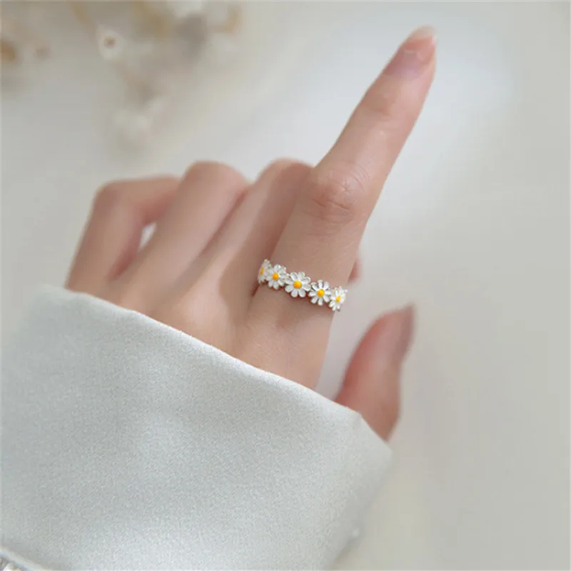 

925 Sterling Silver Daisy Flower Finger Ring Classic Jewelry For Women Girls Wedding Gift jz054