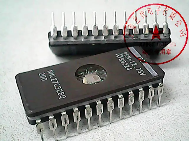 

5 шт. NMC27C32BQ-200 27C32