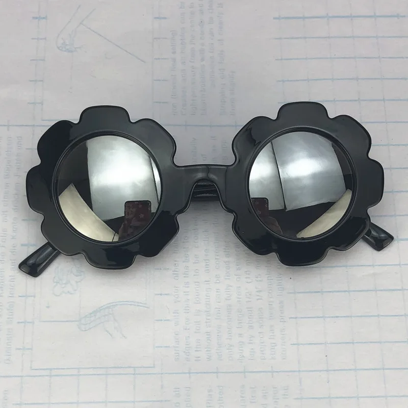 

Girl Sunglasses Round Flower UV400 Protection Sunglasses for Party Beach