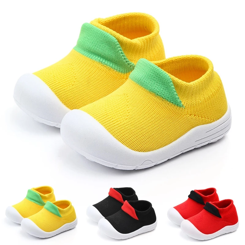 Детская обувь модная разноцветная спортивная с мягкой подошвой для маленьких