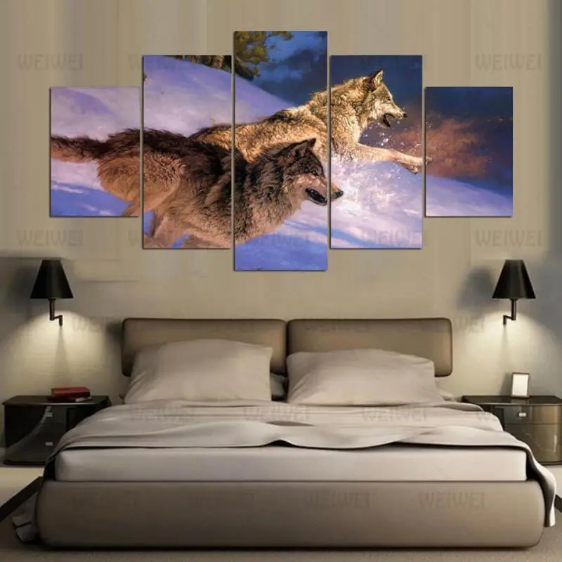 

Animals Poster Wolf Running Down The Snow Mountain Home Canvas Painting Wall Decoration Use In Living Room and Bedroom