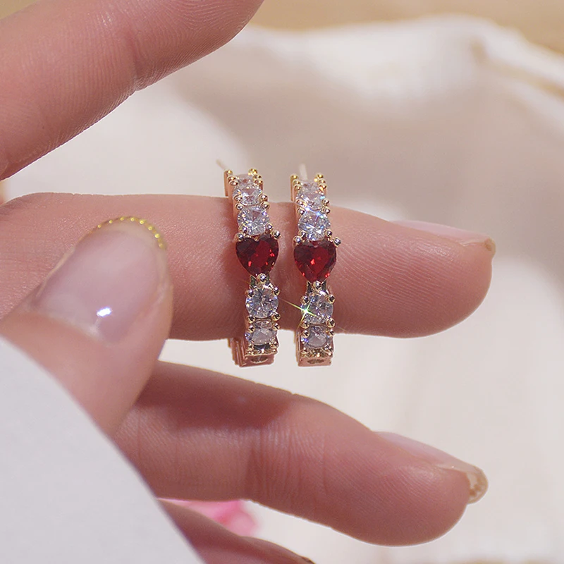 

Luxury Cubic Zircon CZ Red Heart Stud Earrings for Women Japanese&Korea New Style 14K Gold Plated C Earrings