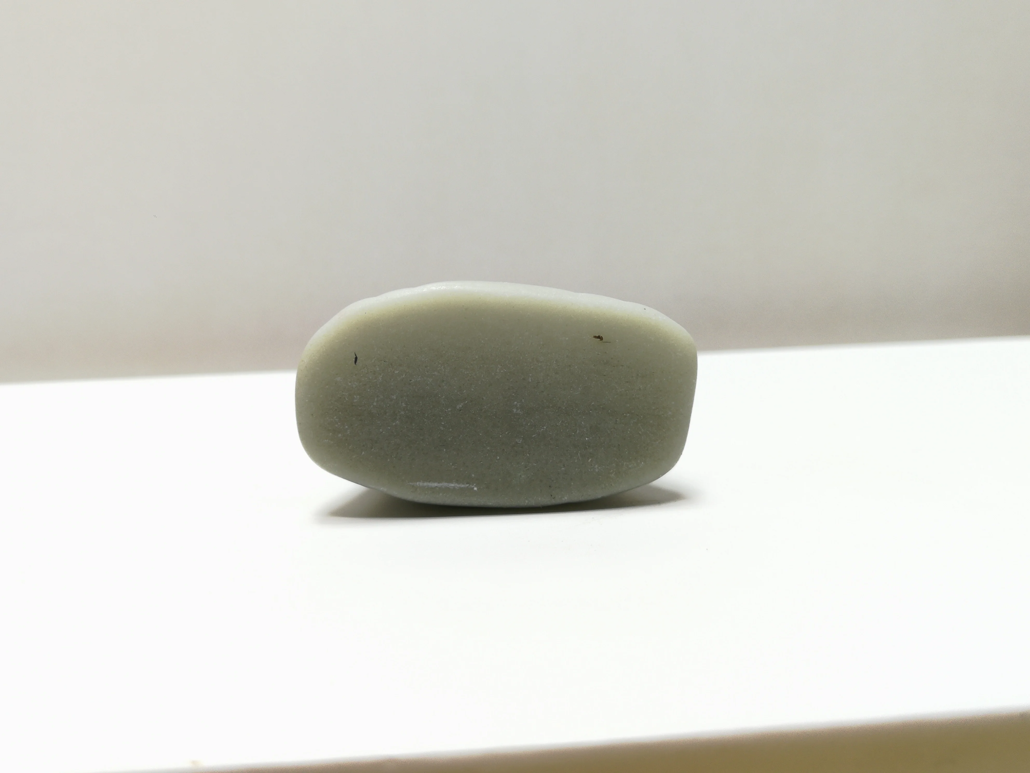 40 0 г Натуральный белый нефрит вырезанный Призрак с кристаллами волшебная