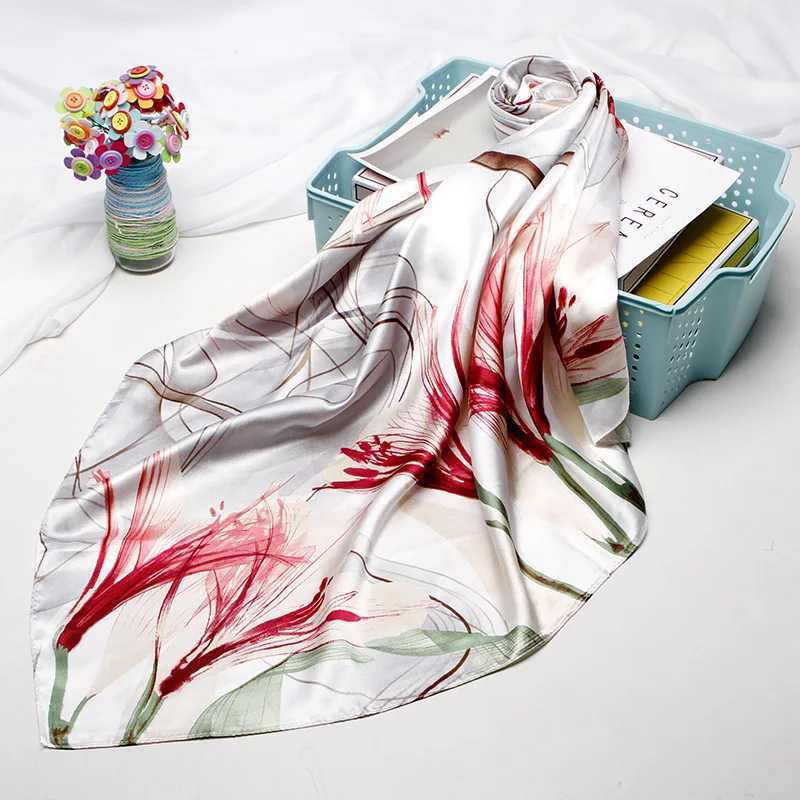 

Square Scarves Women Chain Print Sunscreen Silk Scarf Female Silk Satin Long Scarf dual-use Shawl Beach Towel Shawl reed